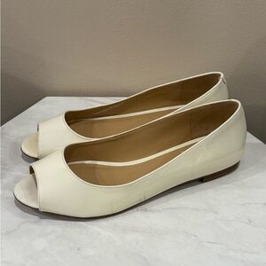 🔥Talbots Women’s Cream Peep-Toe Flats Sz 8🔥